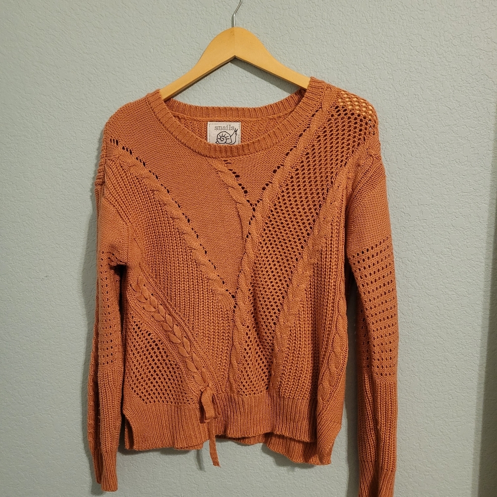 Coral/orange-ish sweater,  Size M. Very Cute!